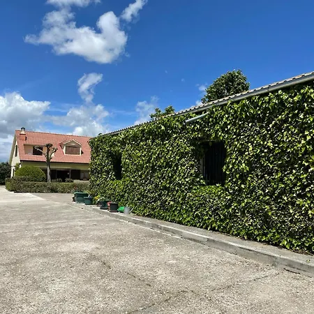 別荘 El Estanque Del Polear