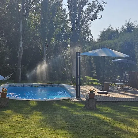 El Estanque Del Polear