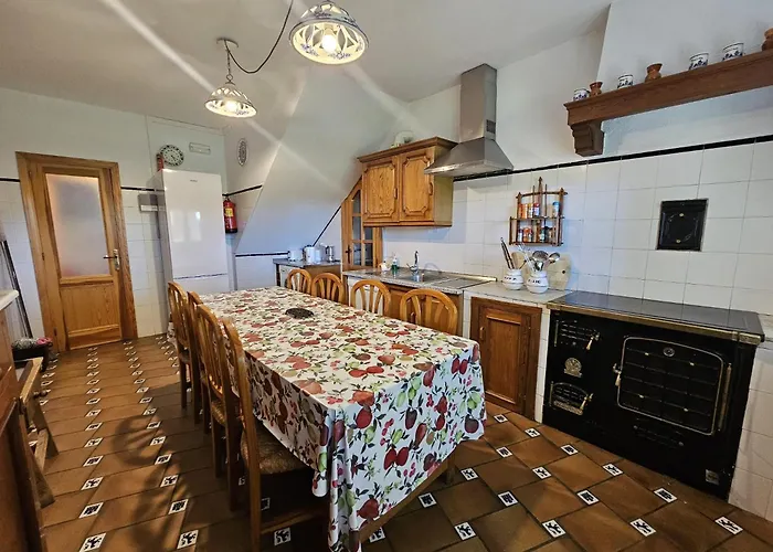 펜션 El Estanque Del Polear 발베르데델마하노